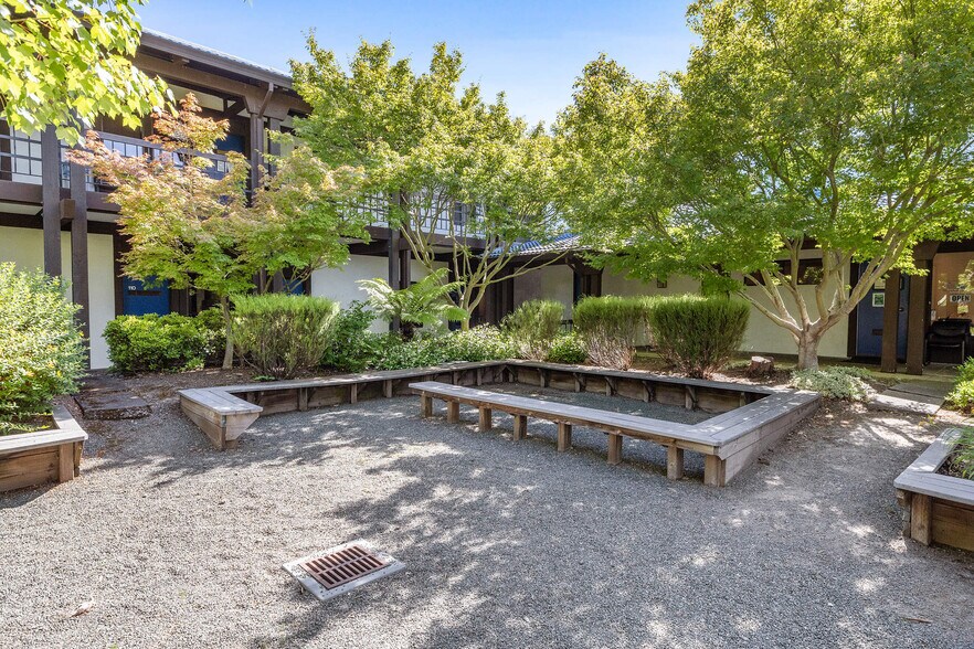 181 Andrieux St, Sonoma, CA à louer - Photo du bâtiment - Image 3 de 7