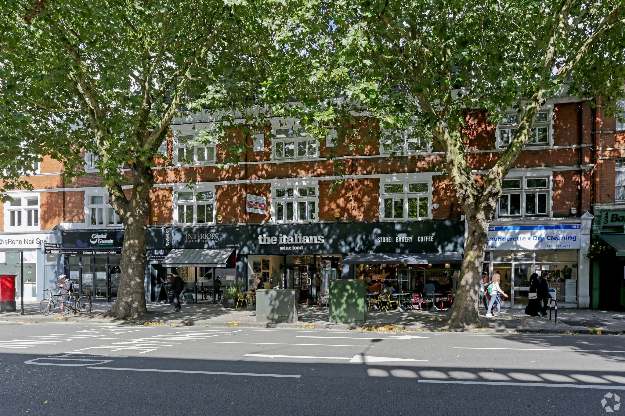 454-458 Chiswick High Rd, London for lease Primary Photo- Image 1 of 5