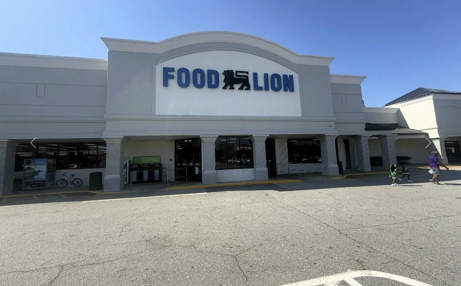 1075 Franklin Springs St, Royston, GA à louer - Photo du bâtiment - Image 2 de 15