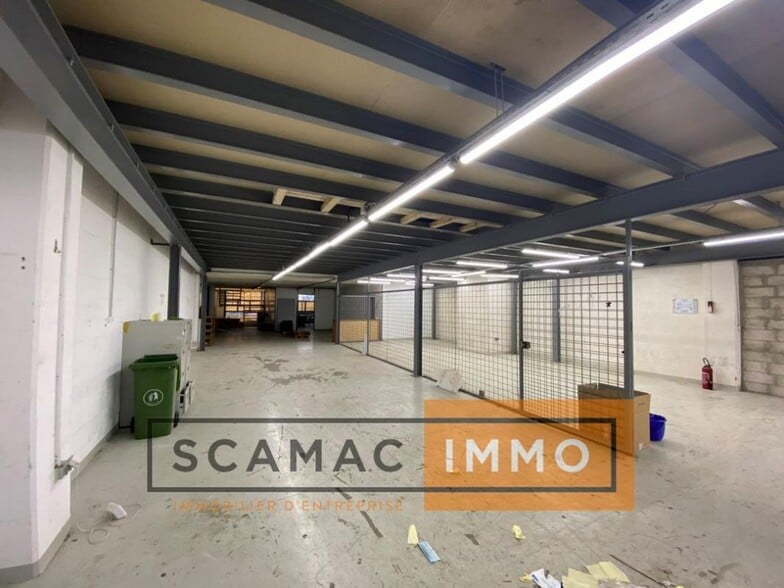 Industrial in Pantin for lease - Interior Photo - Image 1 of 15