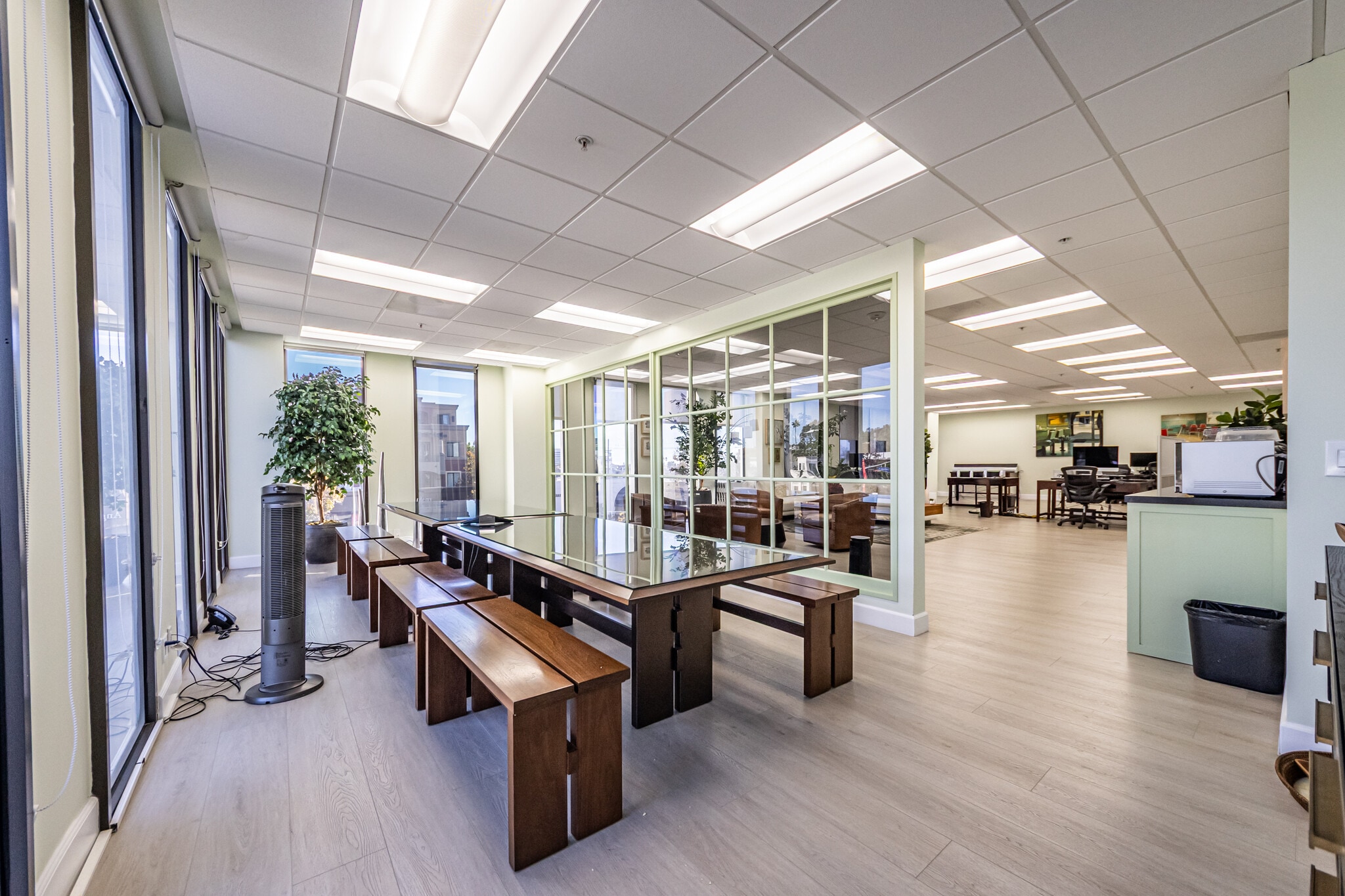 11661 W San Vicente Blvd, Los Angeles, CA for lease Interior Photo- Image 1 of 17