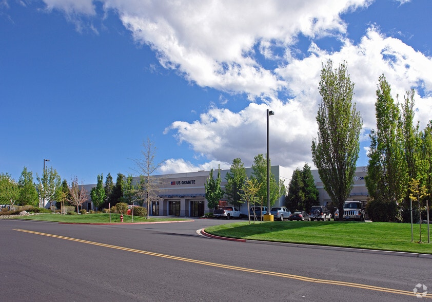 5350 Capital Ct, Reno, NV for lease - Building Photo - Image 3 of 5