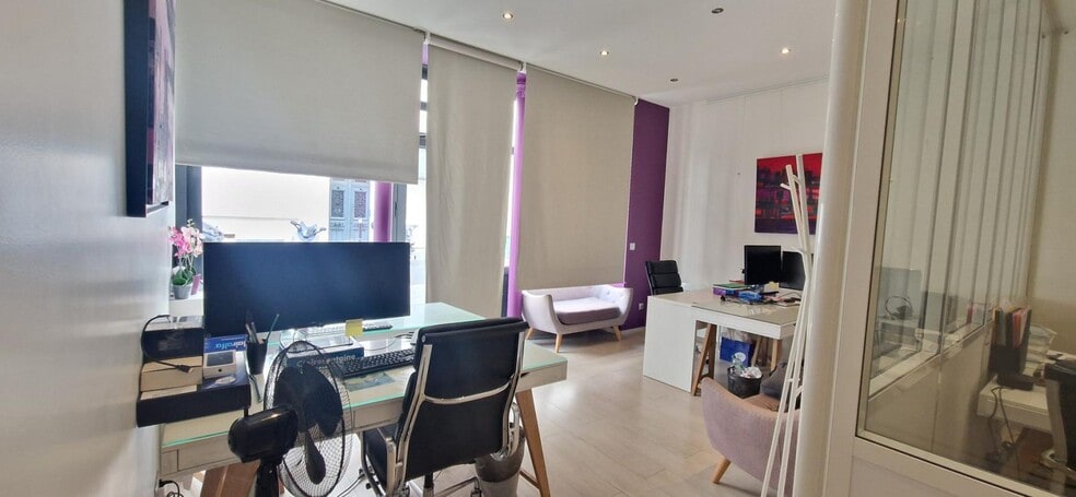 17 Rue Nollet, Paris à louer - Photo intérieure - Image 2 de 6