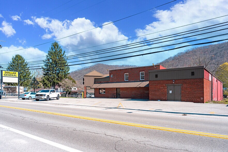 12604 Maccorkle Ave, Chesapeake, WV à vendre - Photo du bâtiment - Image 3 de 5