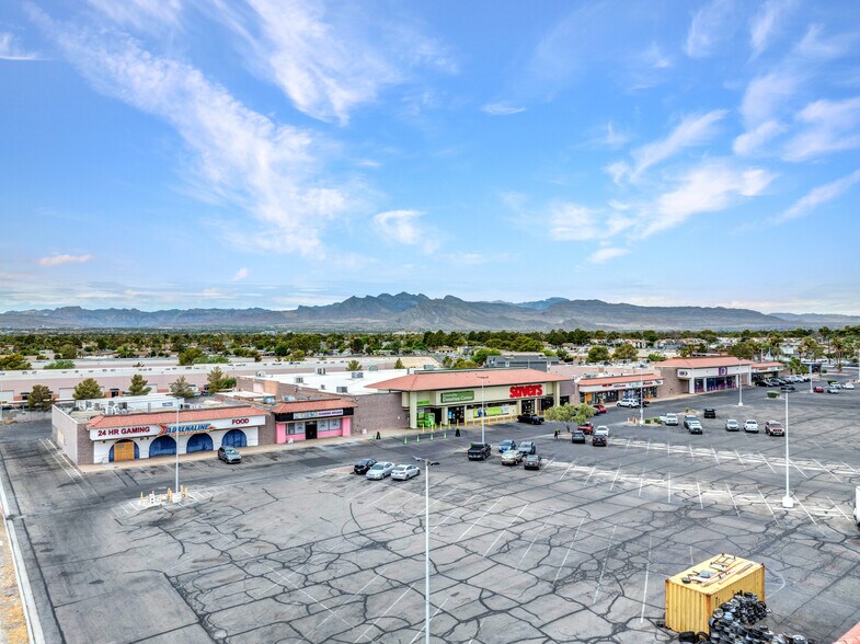 3103-3149 N Rancho Dr, Las Vegas, NV à louer - Photo du bâtiment - Image 1 de 11