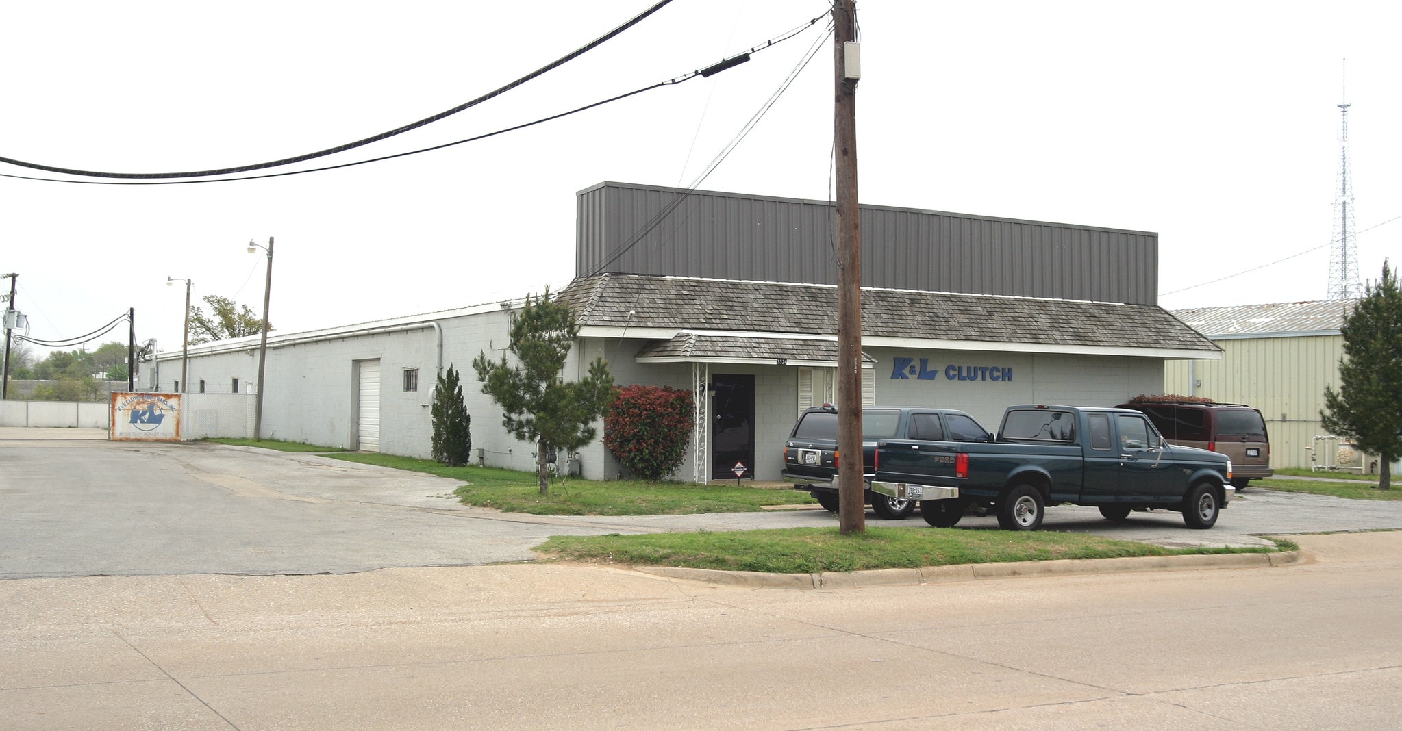 Raider Portfolio portefeuille de 6 propriétés à vendre sur LoopNet.ca Photo principale- Image 1 de 6