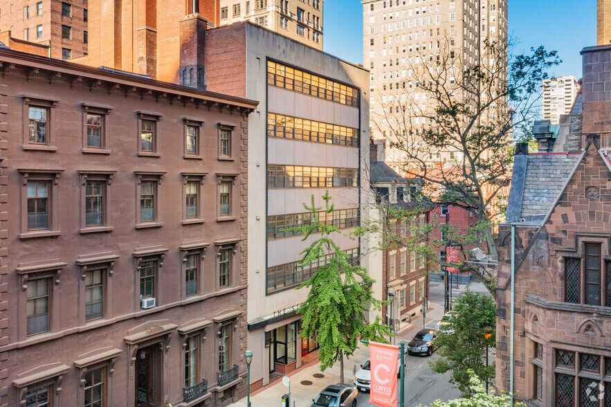 1624-1628 Locust St, Philadelphia, PA à louer - Photo principale - Image 2 de 11