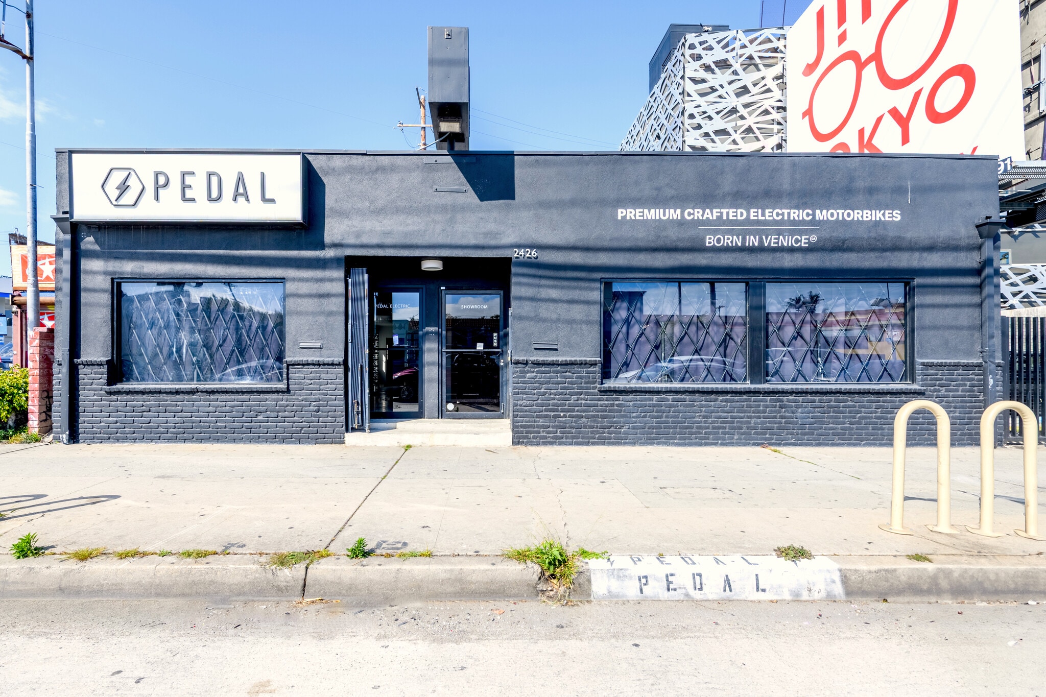 2426 Lincoln Blvd, Venice, CA for lease Building Photo- Image 1 of 15