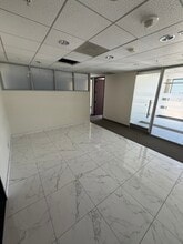 1 City Blvd W, Orange, CA for lease Interior Photo- Image 1 of 17