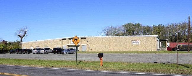 Plus de détails pour 106 Pierces Rd, Newburgh, NY - Industriel à vendre