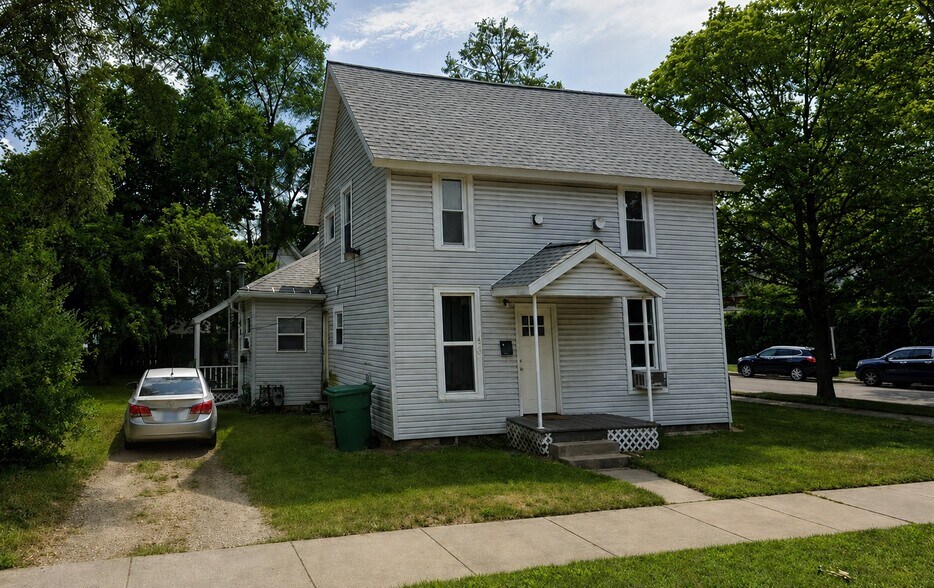 109 S Illinois St, Mount Pleasant, MI à vendre - Photo du bâtiment - Image 3 de 6