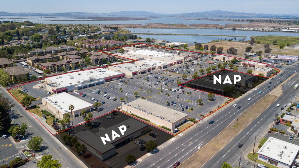 475 Redwood St, Vallejo, CA à louer - Aérien - Image 1 de 12