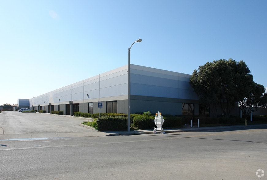 610-760 W Hueneme Rd, Oxnard, CA for lease - Primary Photo - Image 2 of 2