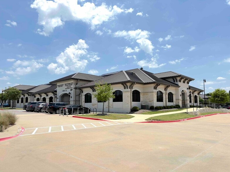 8501 Wade Blvd, Frisco, TX for lease - Building Photo - Image 3 of 5