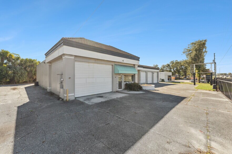 205 S US Highway 17 92, Longwood, FL à vendre - Photo du bâtiment - Image 2 de 30