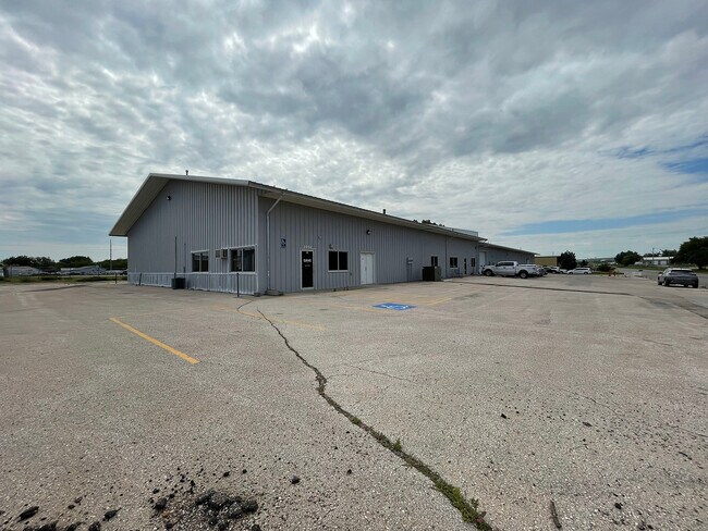 More details for 2004 Creek Dr, Rapid City, SD - Industrial for Lease
