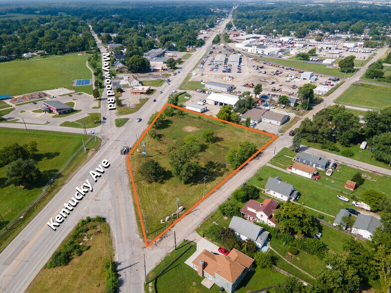 2820 Kentucky Ave, Indianapolis, IN for sale - Building Photo - Image 2 of 9