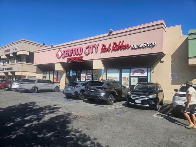 More details for 112-198 S Vermont Ave, Los Angeles, CA - Retail for Lease