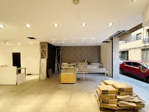 Retail in Manresa, Barcelona for lease Interior Photo- Image 1 of 10