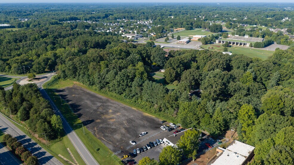 7536 NC 62 Hwy, Trinity, NC à vendre - Photo du bâtiment - Image 3 de 9