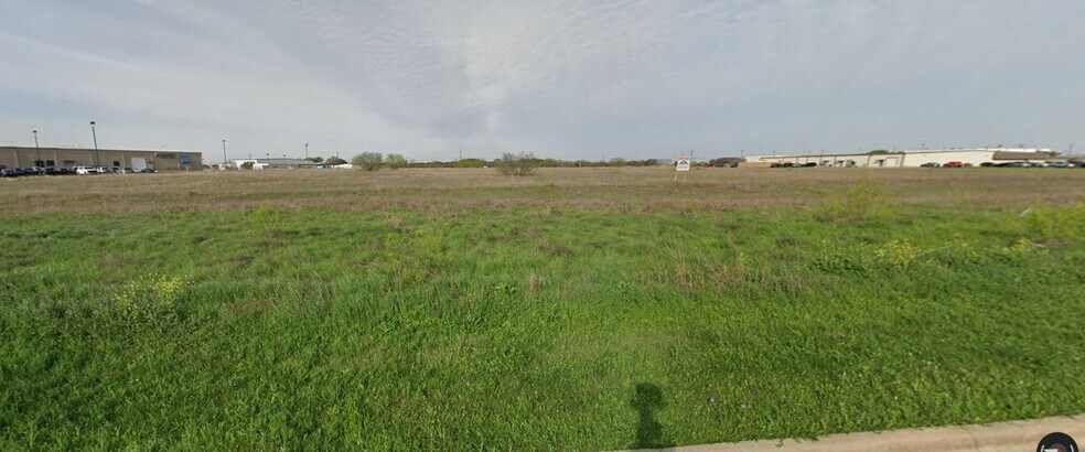 709 Swanner Loop, Killeen, TX à louer - Photo du bâtiment - Image 2 de 8