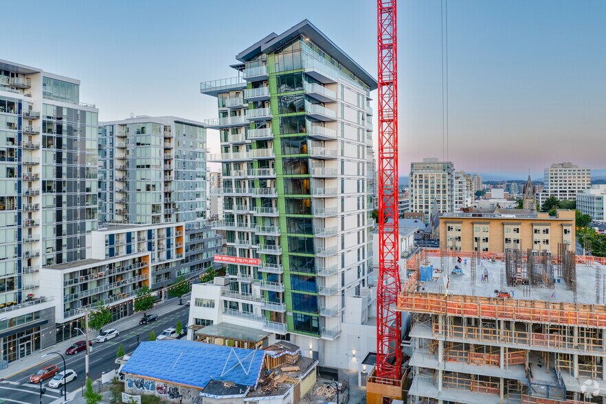 946 Johnson St, Victoria, BC for lease - Building Photo - Image 2 of 27