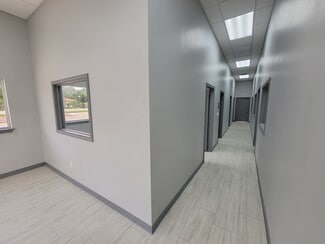 More details for 12462-12470 W Bellfort Blvd, Houston, TX - Flex for Lease