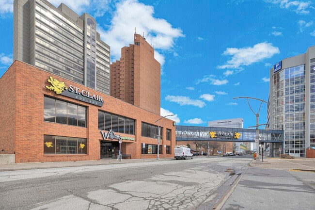 More details for 333 Riverside Dr W, Windsor, ON - Office/Retail for Lease