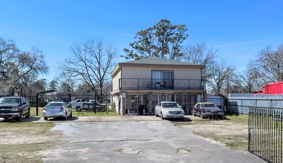11611 Homestead Rd, Houston, TX à louer - Photo du bâtiment - Image 2 de 11