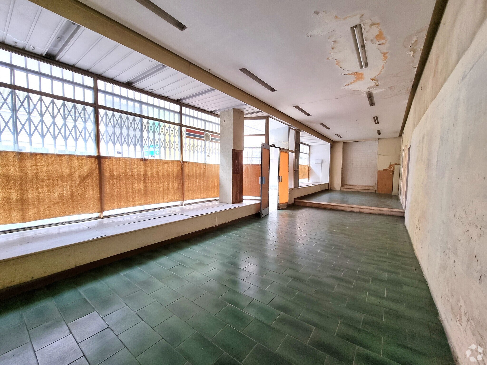 Retail in Madrid, Madrid for lease Interior Photo- Image 1 of 2