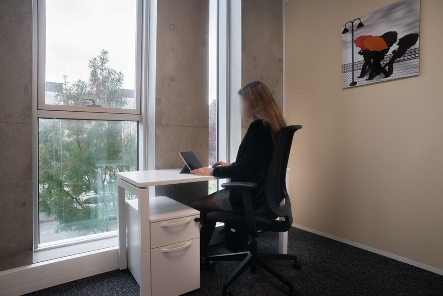 Office in Cesson-Sévigné for lease - Interior Photo - Image 1 of 6