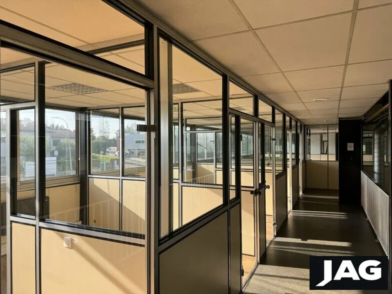 Flex dans Chaponost à louer - Photo intérieure - Image 3 de 14