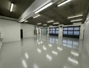 Flex in Roissy-en-France for lease Interior Photo- Image 1 of 8