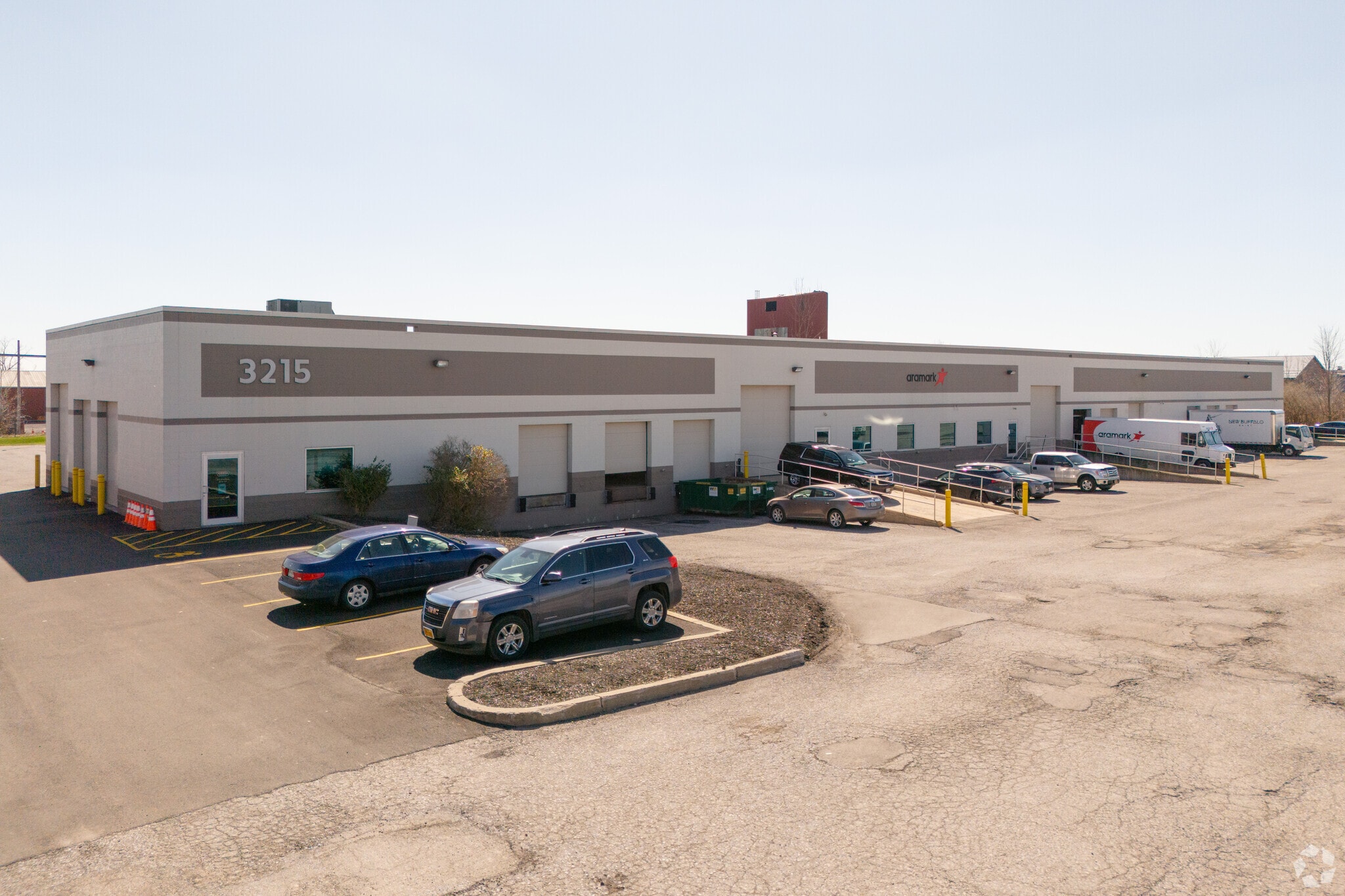 3215 Broadway St, Cheektowaga, NY for lease Primary Photo- Image 1 of 7