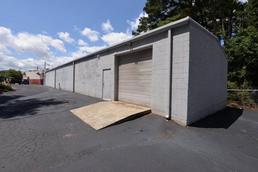 4652B Jonesboro Rd, Forest Park, GA for sale - Building Photo - Image 2 of 19
