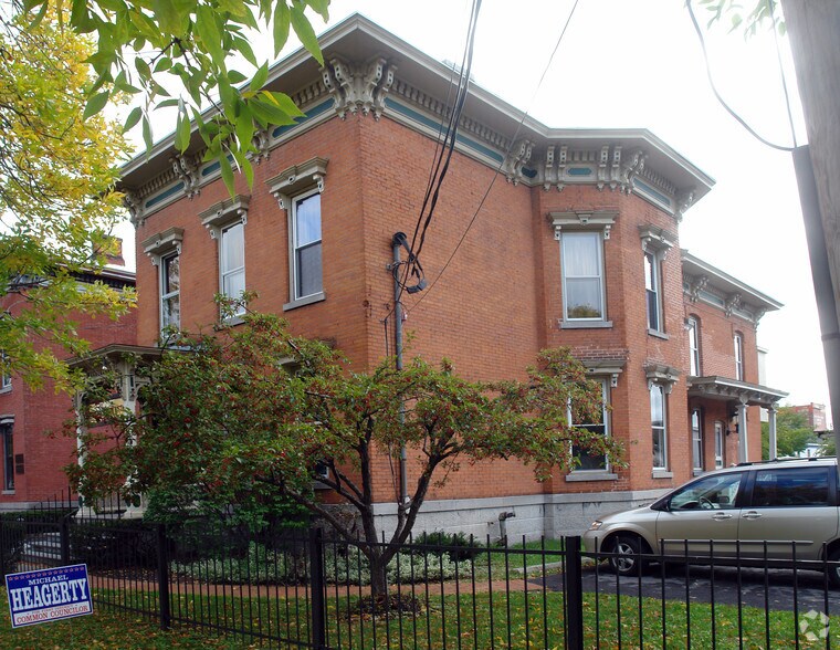 304 Hawley Ave, Syracuse, NY à vendre - Photo du bâtiment - Image 2 de 44