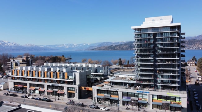 More details for 3030 Pandosy St, Kelowna, BC - Retail for Lease