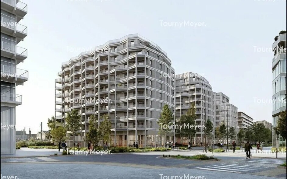 Office in Rennes for lease - Building Photo - Image 2 of 3