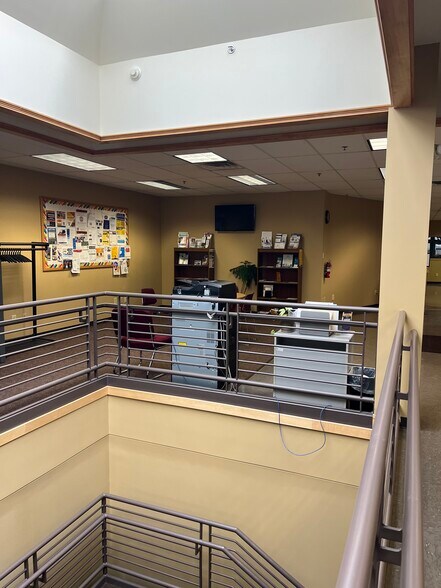 91-101 Main St, Cortland, NY for lease - Interior Photo - Image 3 of 3