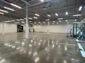 691 Co-op City Blvd, Bronx, NY for lease Interior Photo- Image 2 of 4