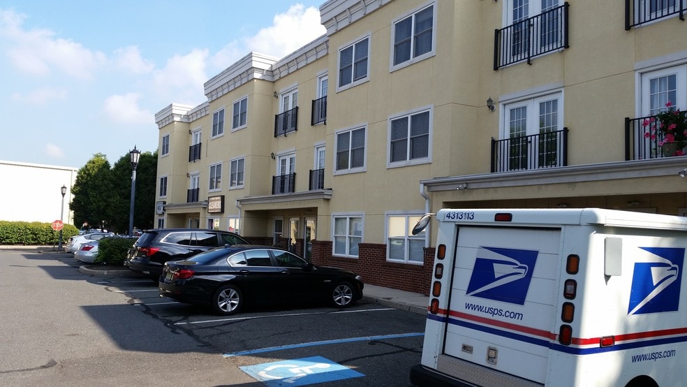 160 Durham Ave, Metuchen, NJ for lease - Building Photo - Image 2 of 18