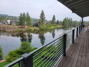 2445 NE Division St, Bend, OR for lease Interior Photo- Image 2 of 6