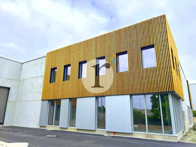 Flex dans Seclin à louer - Photo du bâtiment - Image 1 de 8