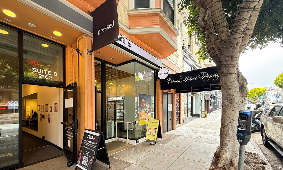 2162 Union St, San Francisco, CA à louer - Photo du bâtiment - Image 2 de 2