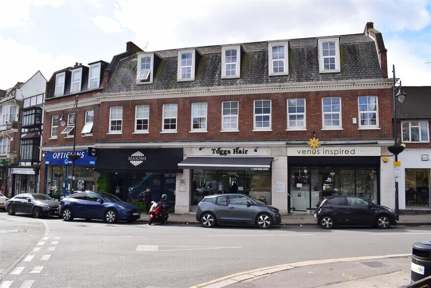 Ground Floor Office, G1, 15, The Broadway, Woodford Green à louer - Photo du bâtiment - Image 1 de 16