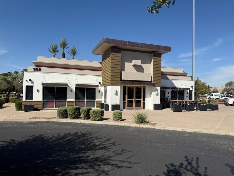 960 N 54th St, Chandler, AZ for lease - Building Photo - Image 1 of 5