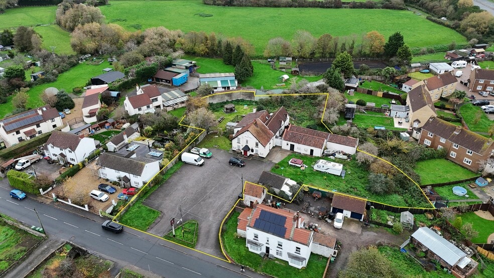 56 Redwick Rd, Bristol à vendre - Photo du bâtiment - Image 2 de 10