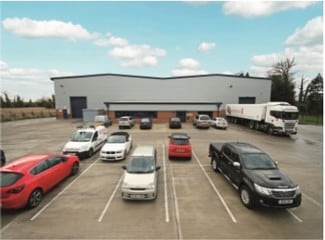 Plus de détails pour Pirbright Rd, Normandy - Industriel à louer