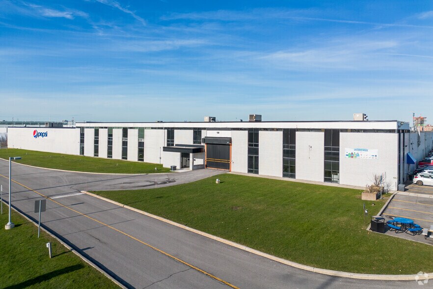 869 Belfast Rd, Ottawa, ON for sale - Primary Photo - Image 1 of 1