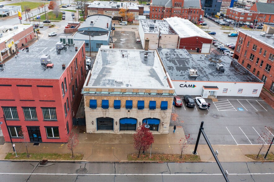 144 W 12th St, Erie, PA à louer - Photo du bâtiment - Image 3 de 4